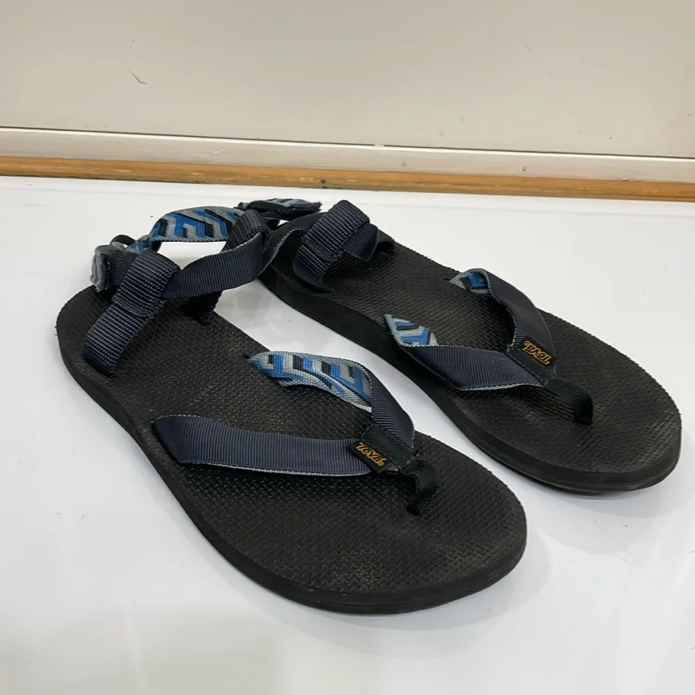 Teva Sandals Ankle Strap Women’s size 10 - Picture 1 of 9